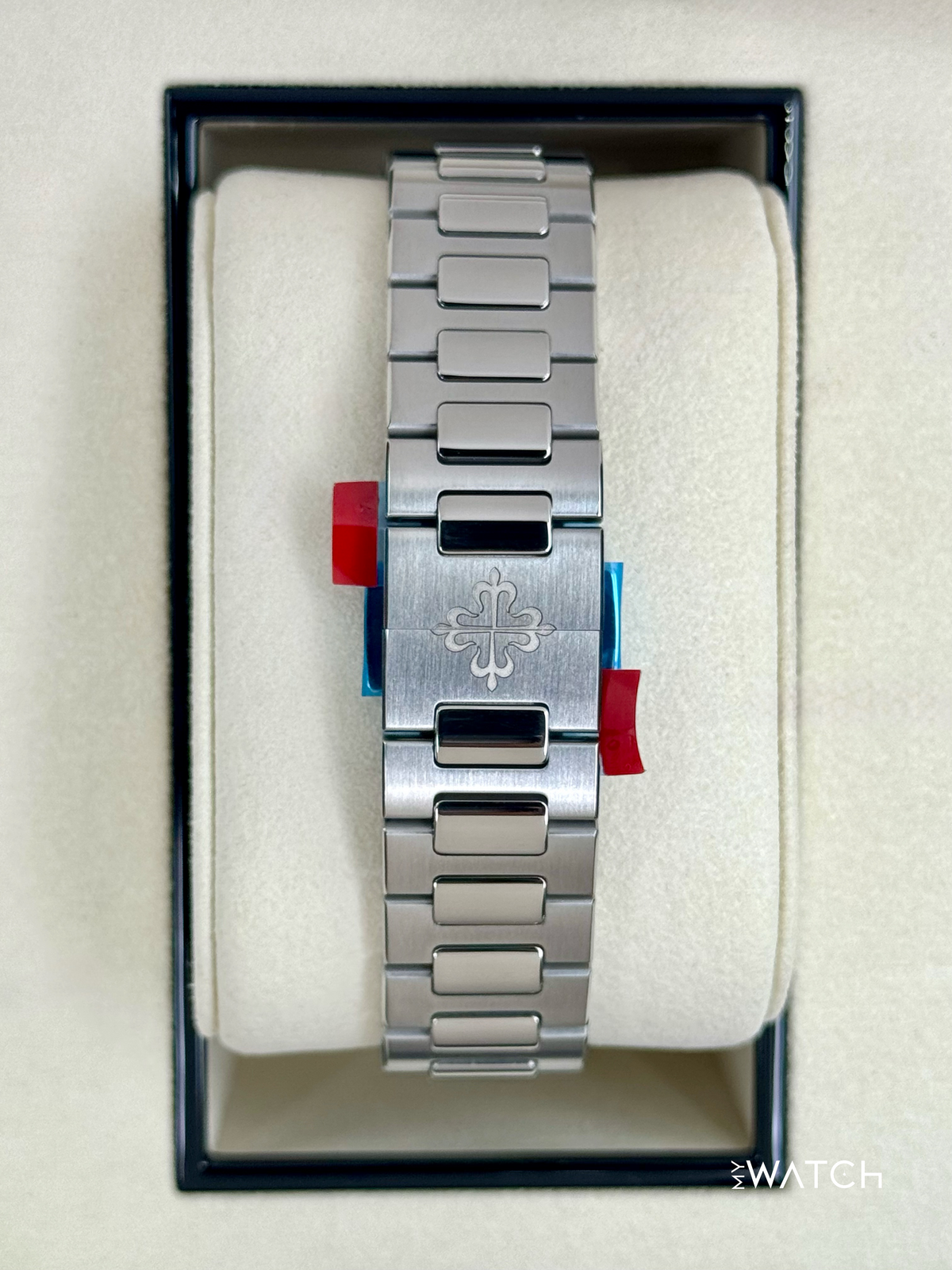 Patek Philippe Nautilus 35.2mm 7118/1200A-001 Stainless Steel Blue Dial