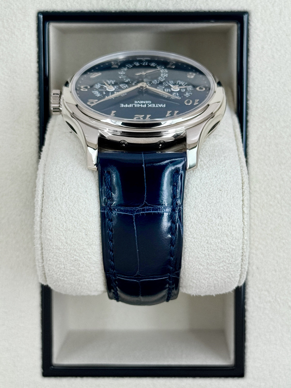 2021 Patek Philippe Perpetual Calendar 39mm 5327G White Gold Blue Dial