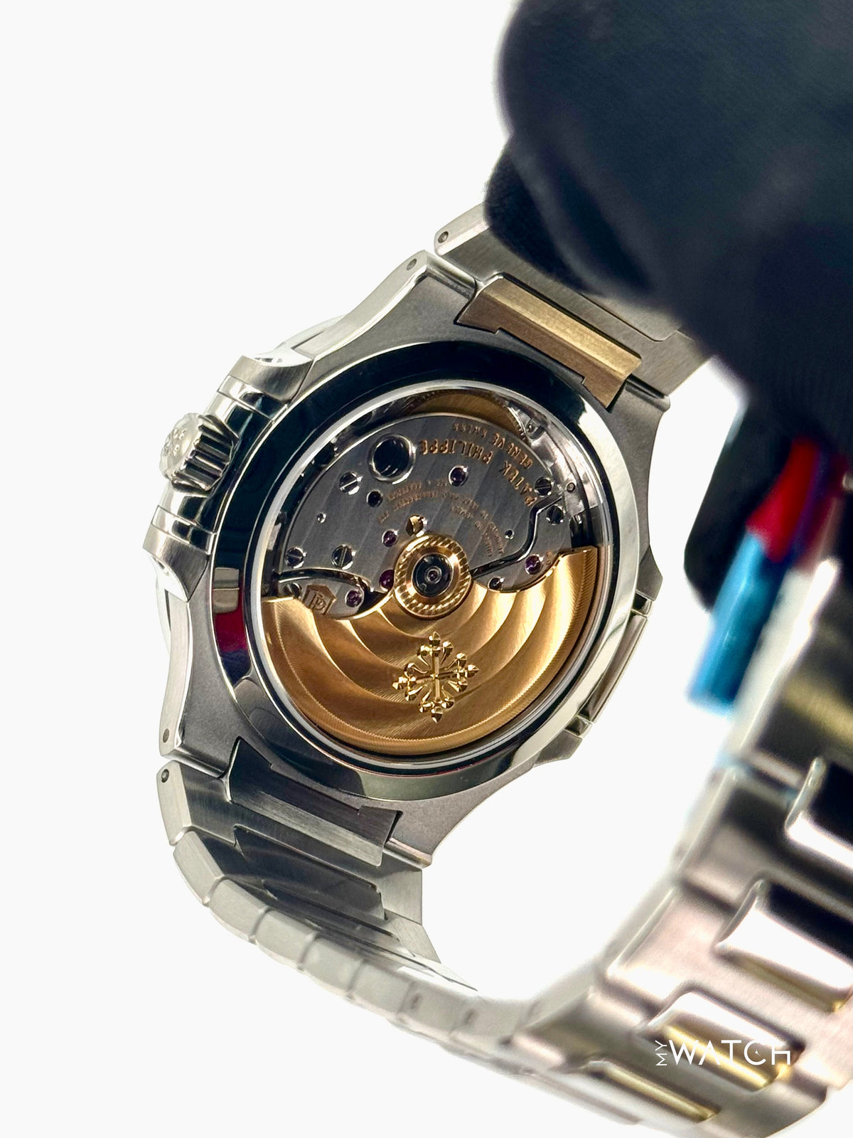 Patek Philippe Nautilus 35.2mm 7118/1200A-001 Stainless Steel Blue Dial